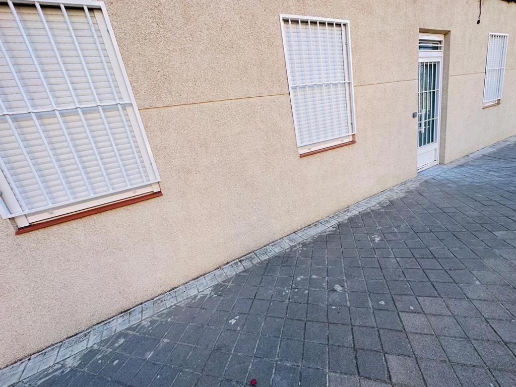 Hospedaje Cuatro Vientos Madrid Dış mekan fotoğraf