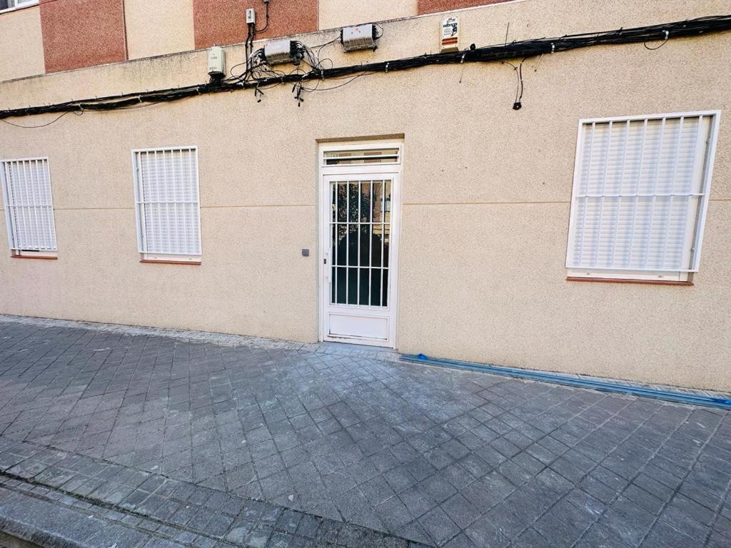 Hospedaje Cuatro Vientos Madrid Dış mekan fotoğraf